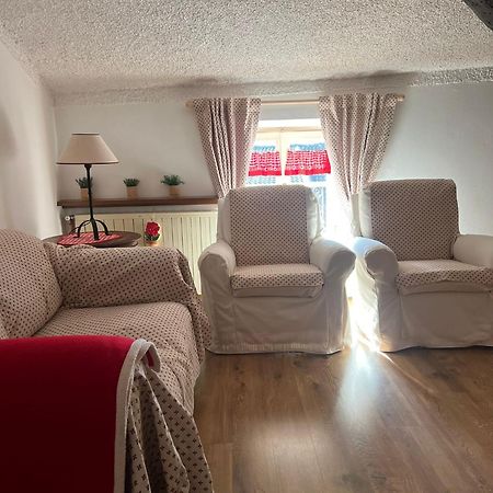 Apartament Mansarda Petronilla Piazzatorre Zewnętrze zdjęcie