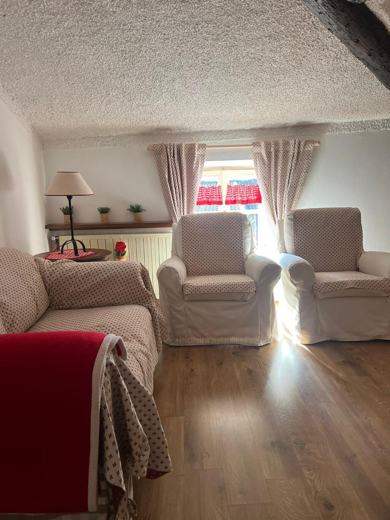 Apartament Mansarda Petronilla Piazzatorre Zewnętrze zdjęcie